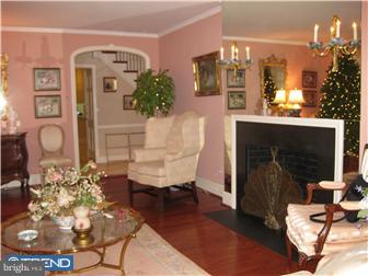 731 Clarendon Road Penn Valley, PA 19072 - Photo 4 of 12 Living Room