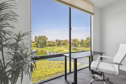 $698,000 | 910 Island Drive, Unit 406, Rancho Mirage, CA 92270