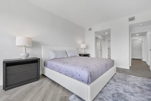 $748,000 | 910 Island Drive, Unit 406, Rancho Mirage, CA 92270