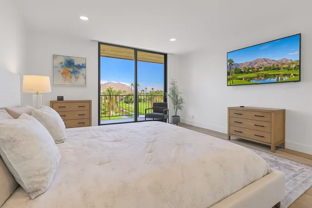 $748,000 | 910 Island Drive, Unit 406, Rancho Mirage, CA 92270