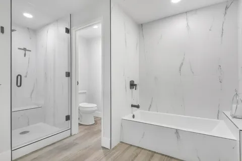 $698,000 | 910 Island Drive, Unit 406, Rancho Mirage, CA 92270