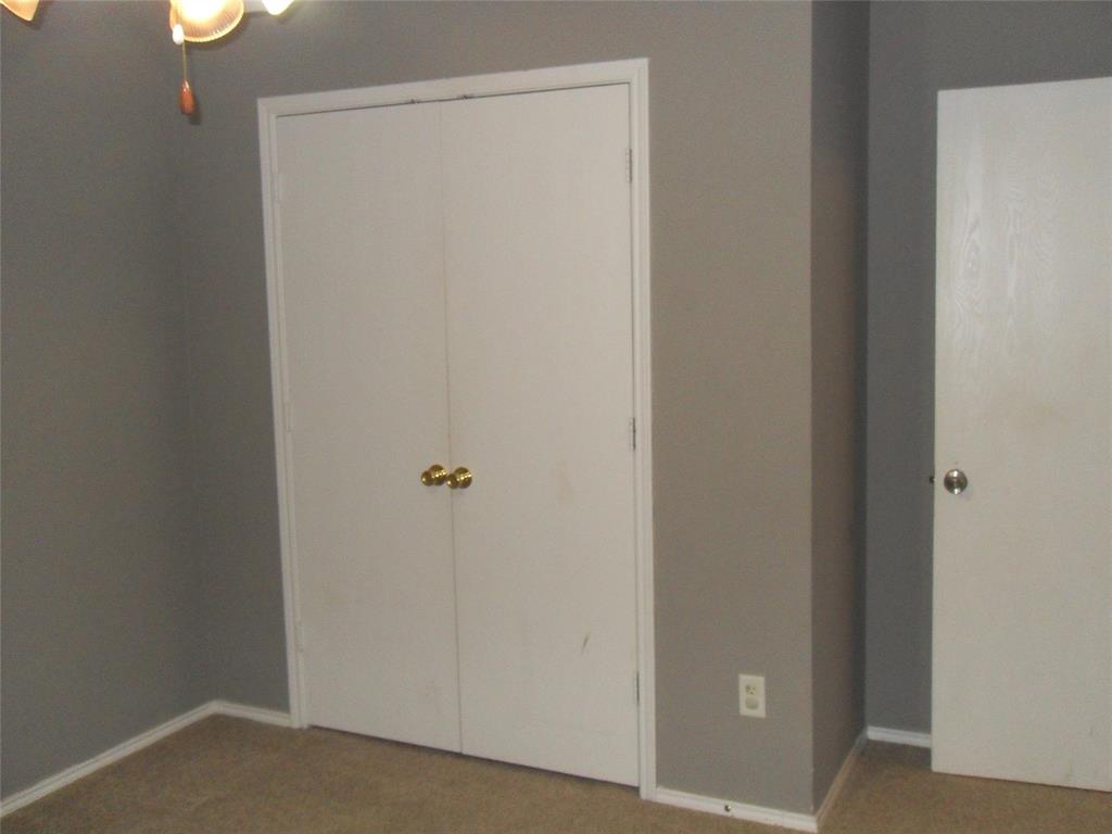 817 Cruise Street Denton, TX 76207 - Photo 9 of 13 a view of a small space