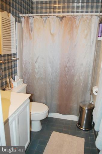 5622 Inverchapel Road Springfield, VA 22151 - Photo 18 of 22 Master Bath