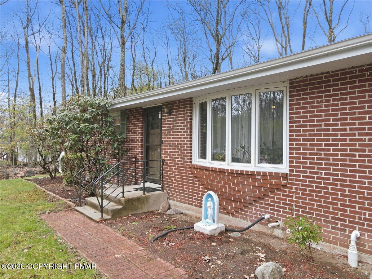 345 Laurel Lake Road Bartonsville, PA 18321 - Photo 6 of 82 06-088_dji_fly_20260430_103112_951_17775
