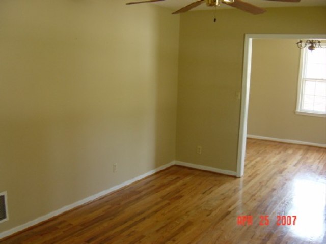 138 Brookbend Road Mauldin, SC 29662 - Photo 3 of 8 Gallery Image 3