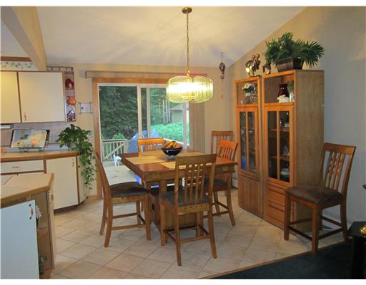 4 Don Gay Road Smithfield, RI 02917 - Photo 10 of 19 Dining Room.
