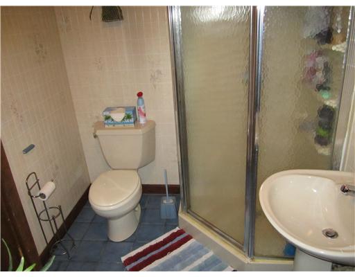4 Don Gay Road Smithfield, RI 02917 - Photo 16 of 19 Bathroom. spacious bath in lower level