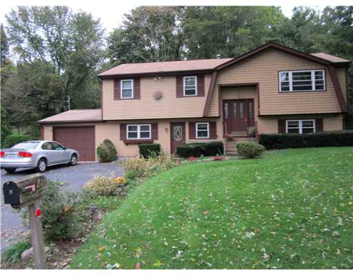 4 Don Gay Road Smithfield, RI 02917 - Photo 2 of 19 Exterior Front.
