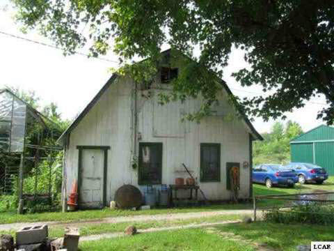 3201 East Carleton Road Adrian, MI 49221 - Photo 16 of 18 20390099-16.JPG