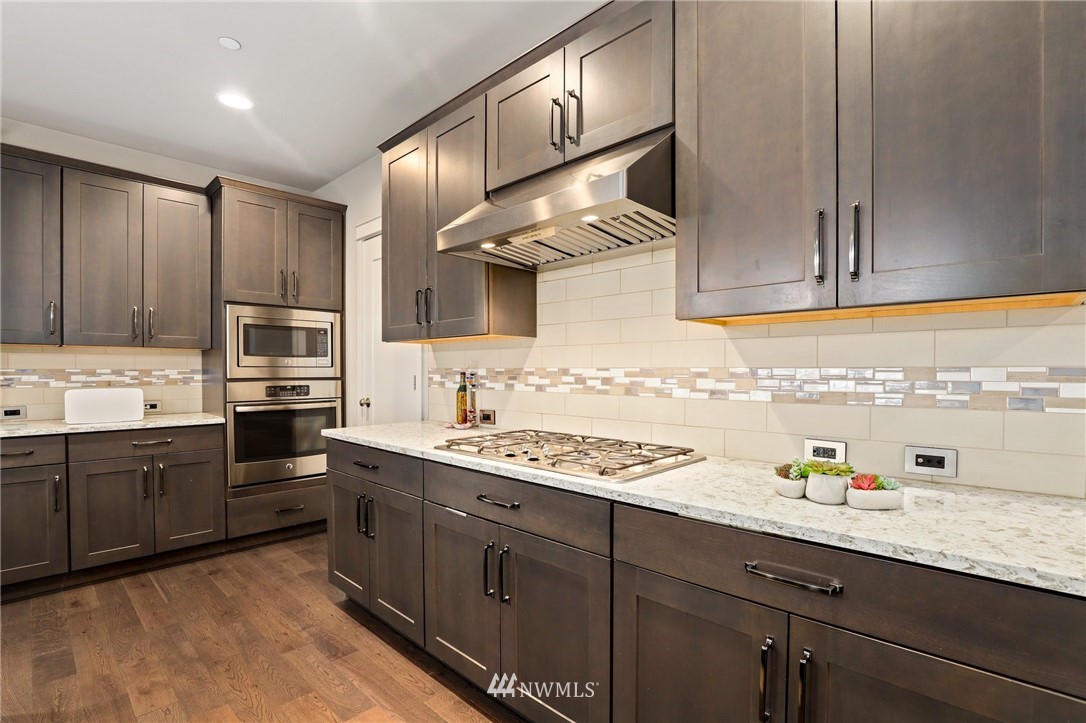 2509 233rd Place Southeast Bothell, WA 98021 - Photo 11 of 33