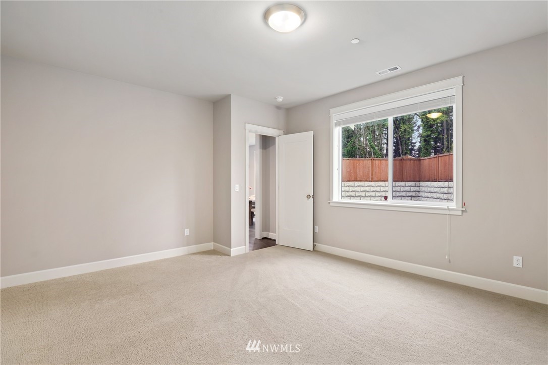 2509 233rd Place Southeast Bothell, WA 98021 - Photo 15 of 33