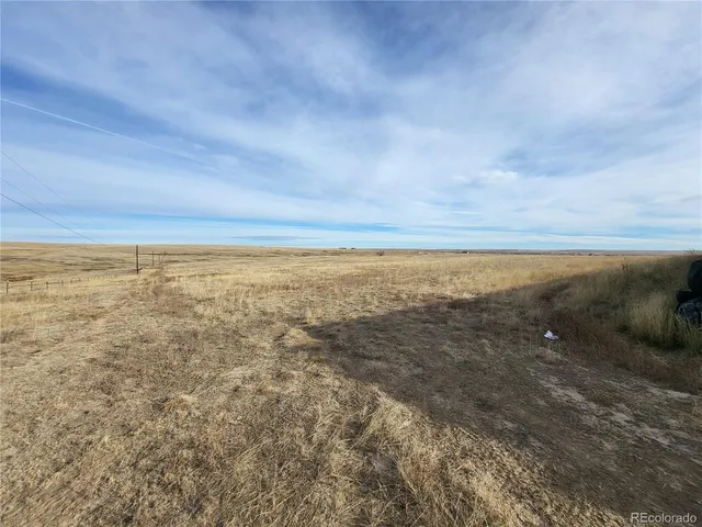 a view of a lake with houses