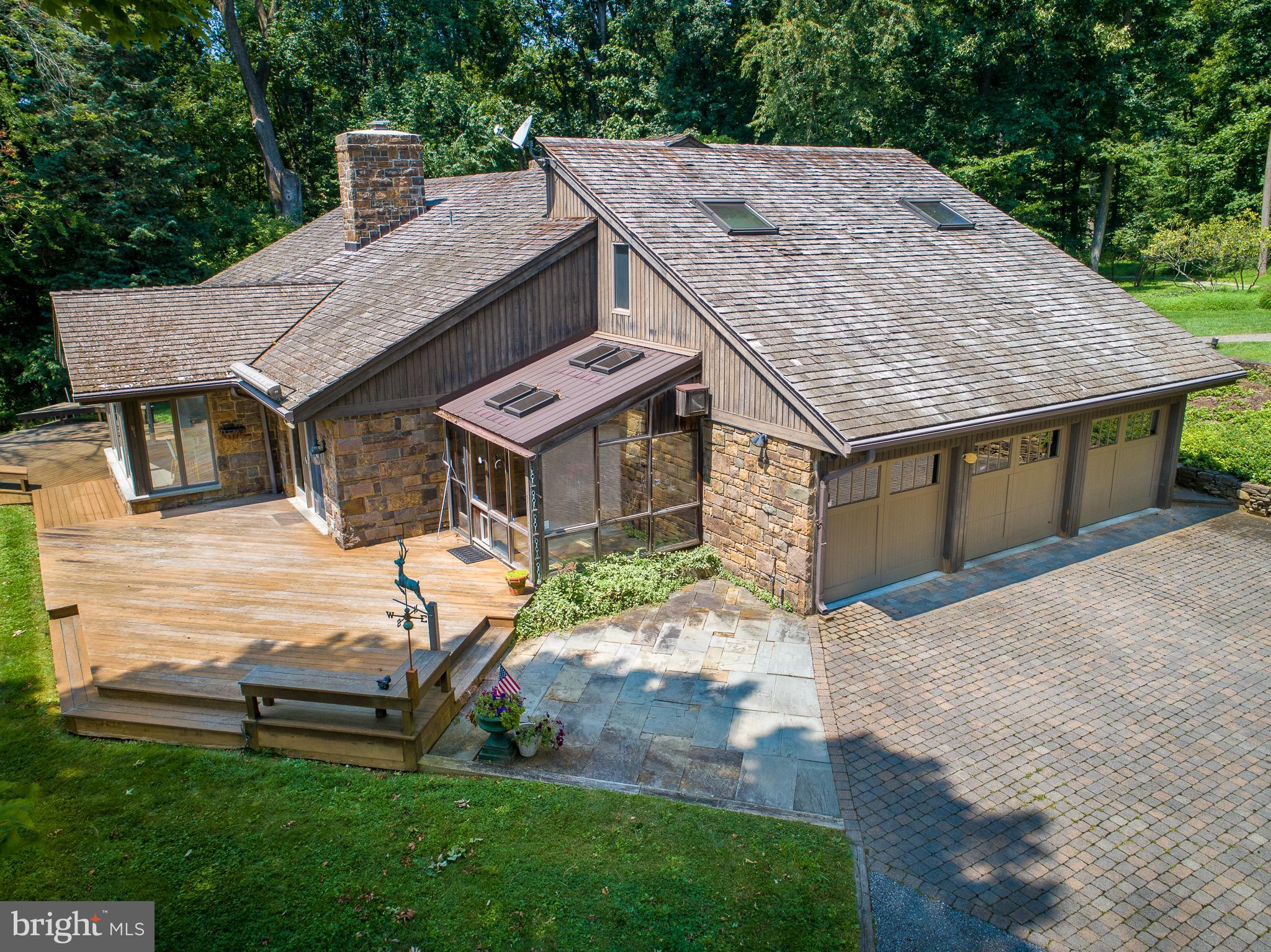 936 Lincoln Road Phoenixville, PA 19460 - Photo 3 of 38 Gallery Image 3