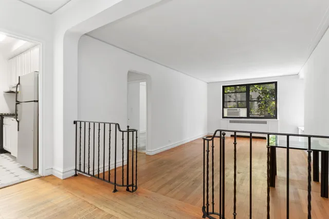 $470,000 | 222 East 35th Street, Unit 2F | Murray Hill