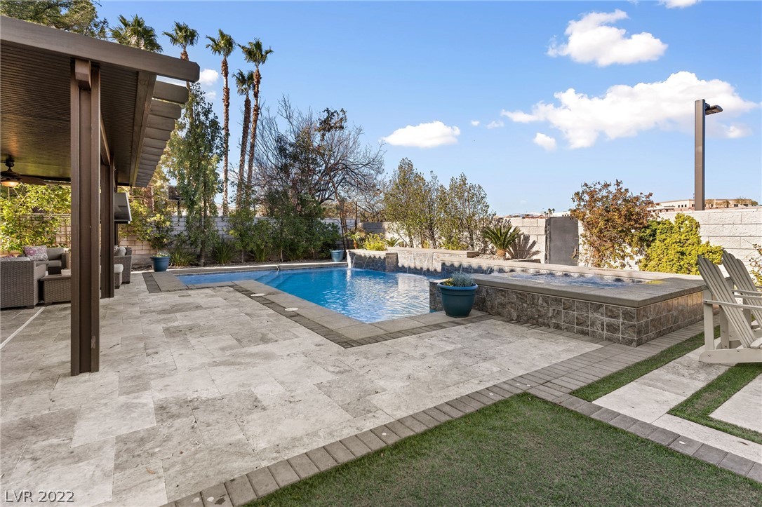 151 Ultra Drive Henderson, NV 89074 - Photo 2 of 50
