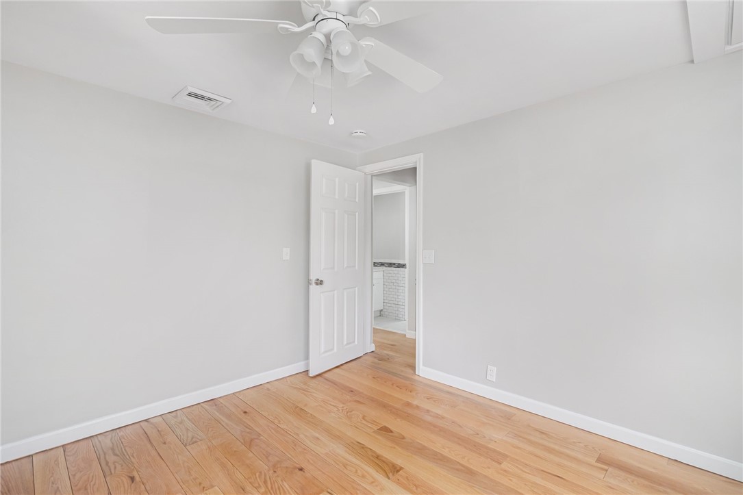 11 Frederick Street Warwick, RI 02888 - Photo 15 of 28