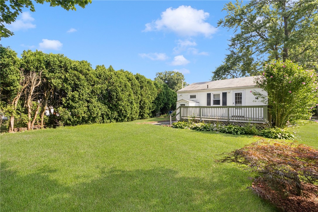 11 Frederick Street Warwick, RI 02888 - Photo 25 of 28