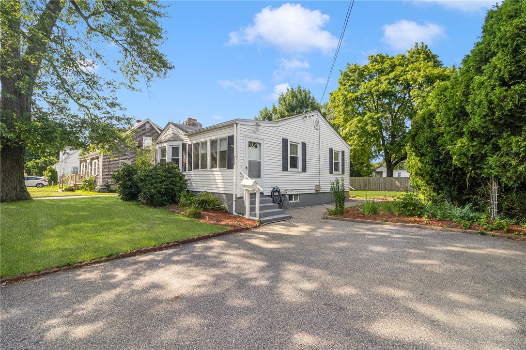 11 Frederick Street Warwick, RI 02888 - Photo 27 of 28