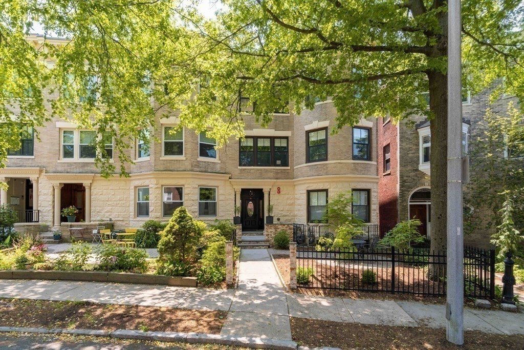 55 Addington Road, Unit 1 Brookline, MA 02445 - Photo 31 of 33