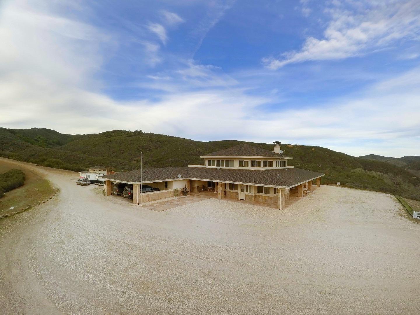 7151 Ridge Road Lakeport, CA 95453 - Photo 5 of 25 Gallery Image 5