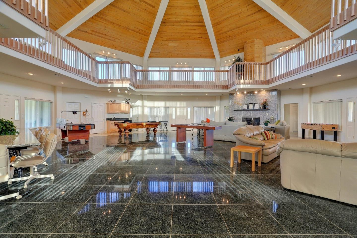 7151 Ridge Road Lakeport, CA 95453 - Photo 7 of 25 Gallery Image 7