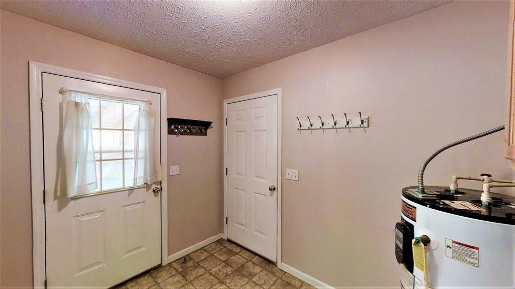 324 South Fork Road Sparta, TN 38583 - Photo 9 of 35 Gallery Image 9