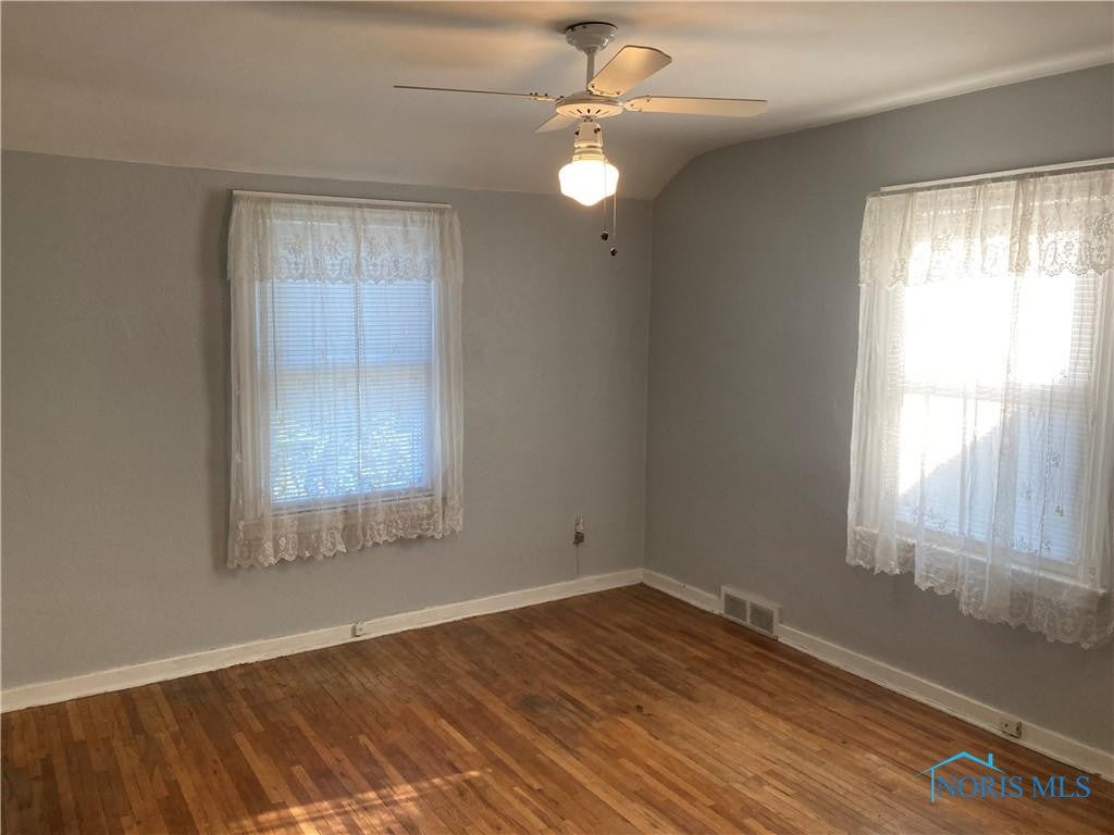 737 Waybridge Road Toledo, OH 43612 - Photo 7 of 10 Gallery Image 7