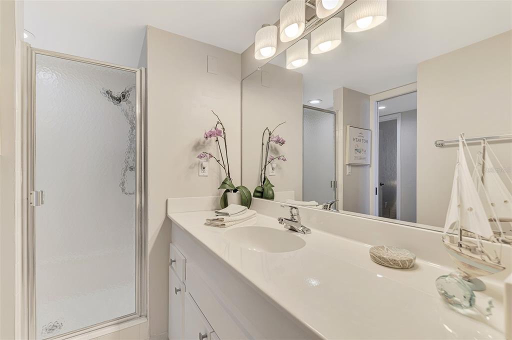 631 Alhambra Road, Unit 1004 Venice, FL 34285 - Photo 47 of 71