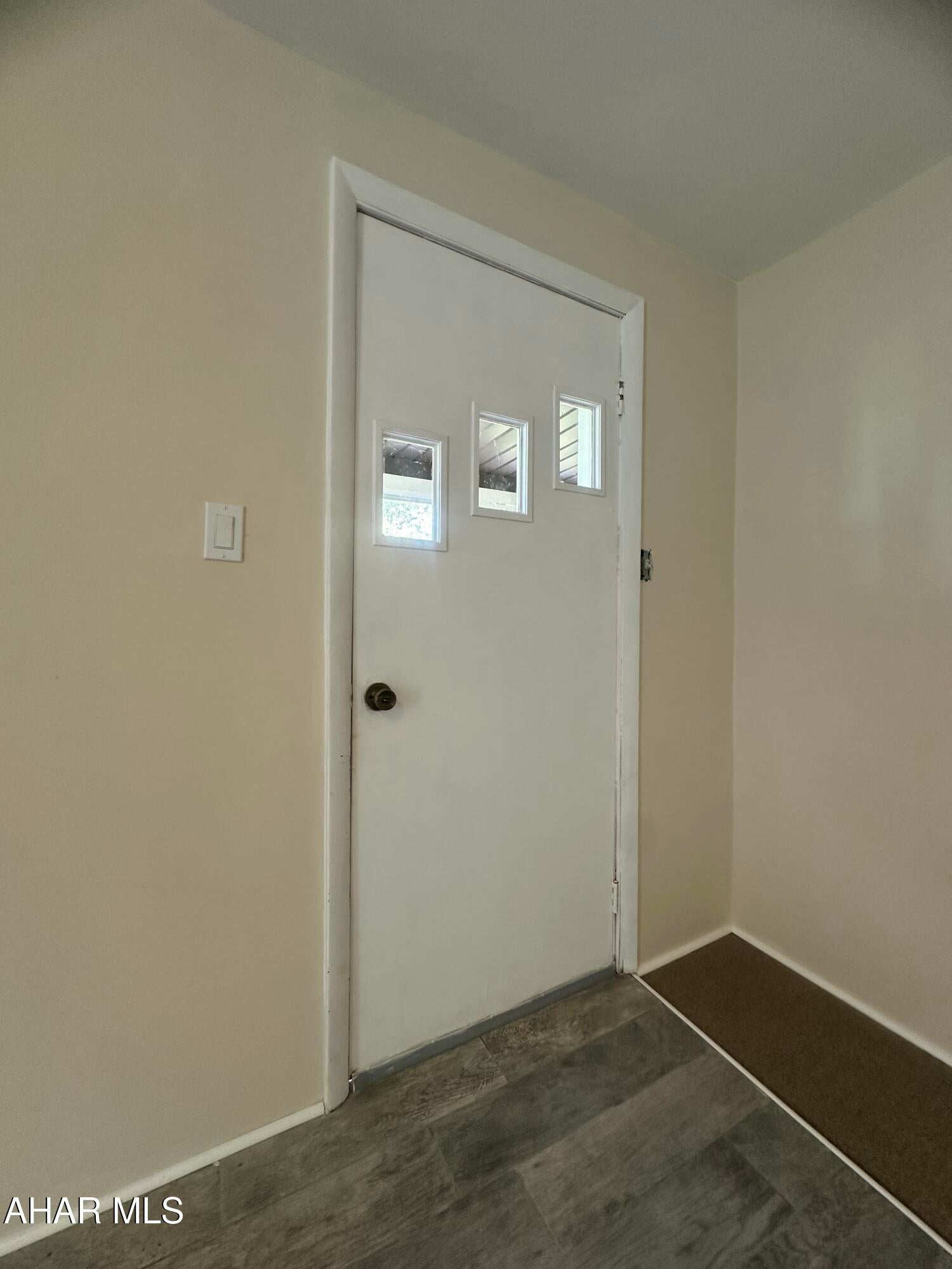 127 Upper Road Portage, PA 15946 - Photo 5 of 43 Gallery Image 5