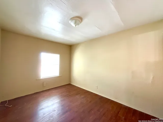 $975 | 7042 Glen Mist, San Antonio, TX 78239