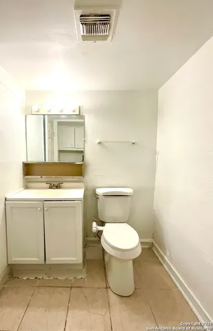 $975 | 7042 Glen Mist, San Antonio, TX 78239