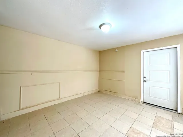 $975 | 7042 Glen Mist, San Antonio, TX 78239
