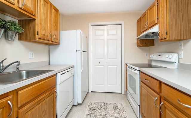 $610,000 | 150 Staniford Street, Unit 705, Boston, MA 02114