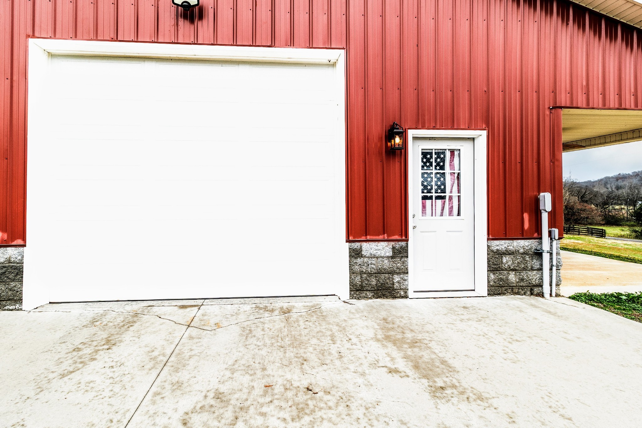 1910 Cedar Creek Road Vanleer, TN 37181 - Photo 30 of 44 view of an empty room