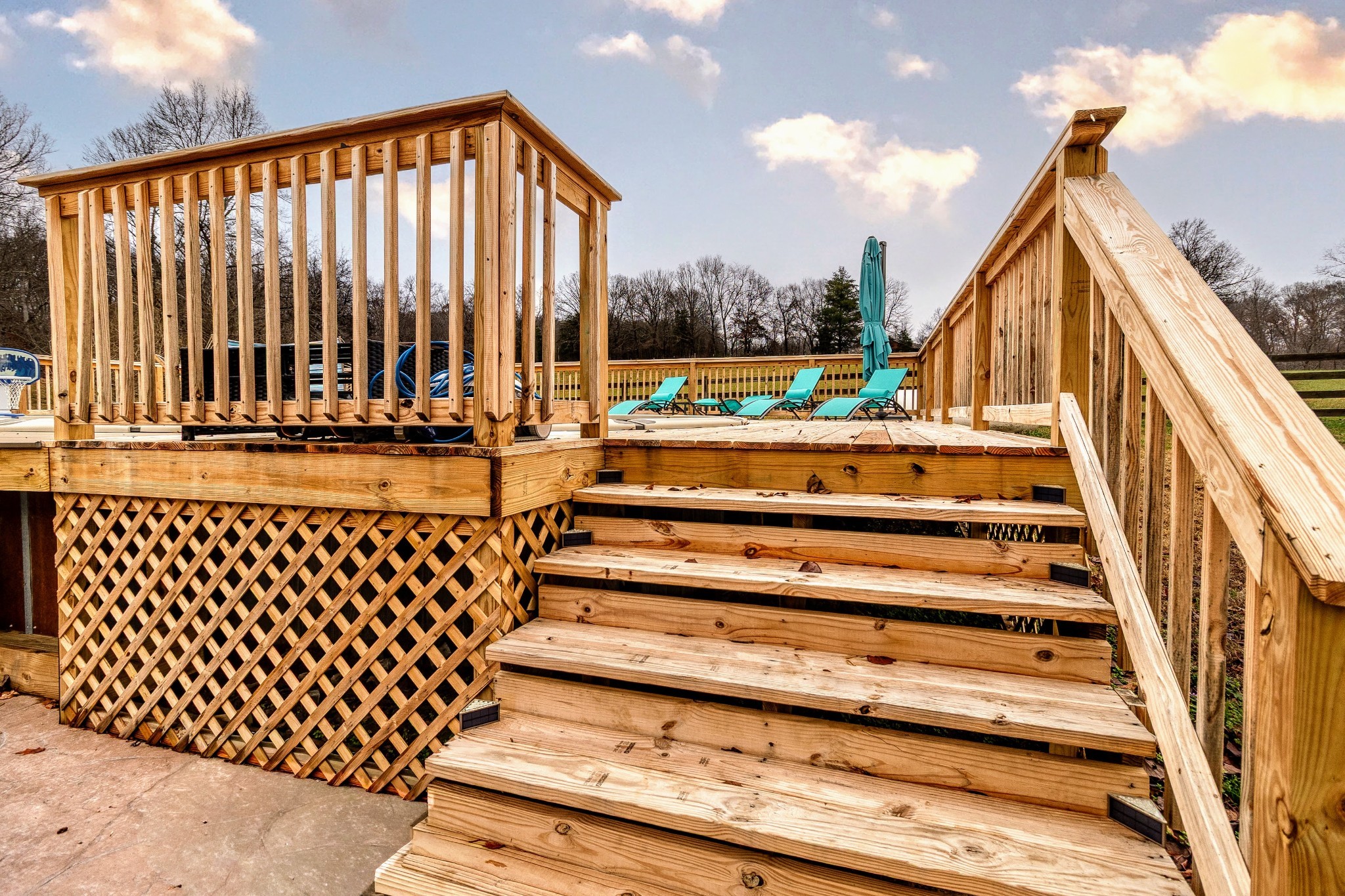 1910 Cedar Creek Road Vanleer, TN 37181 - Photo 40 of 44 a view of entryway with a balcony