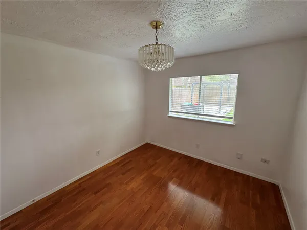 $2,000 | 3022 Becket Street, Pearland, TX 77584