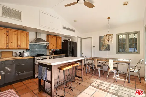 $10,000 | 913 A Fernwood Pacific Drive, Topanga, CA 90290