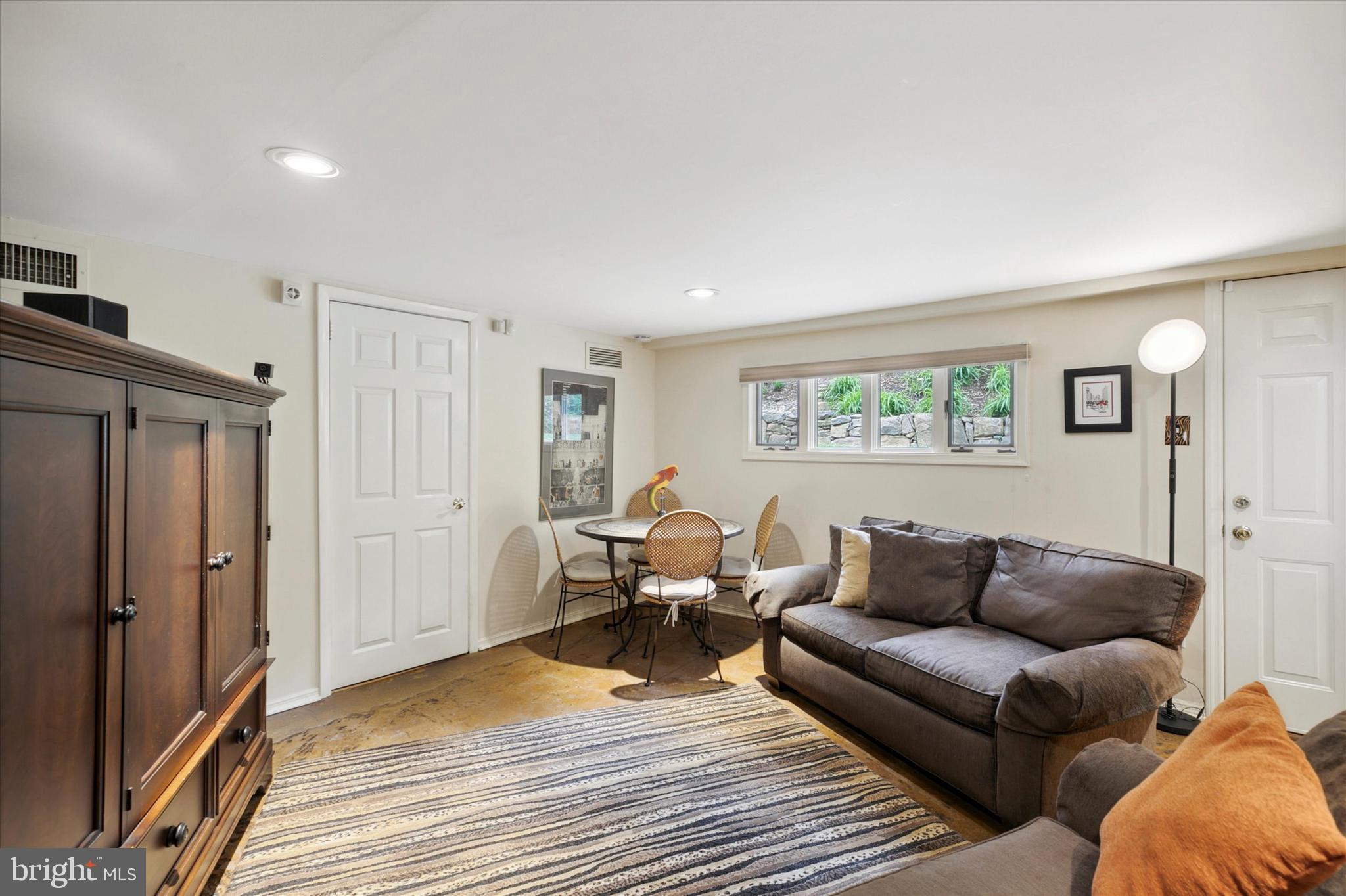 702 Fordham Road Bala Cynwyd, PA 19004 - Photo 13 of 25 Gallery Image 13