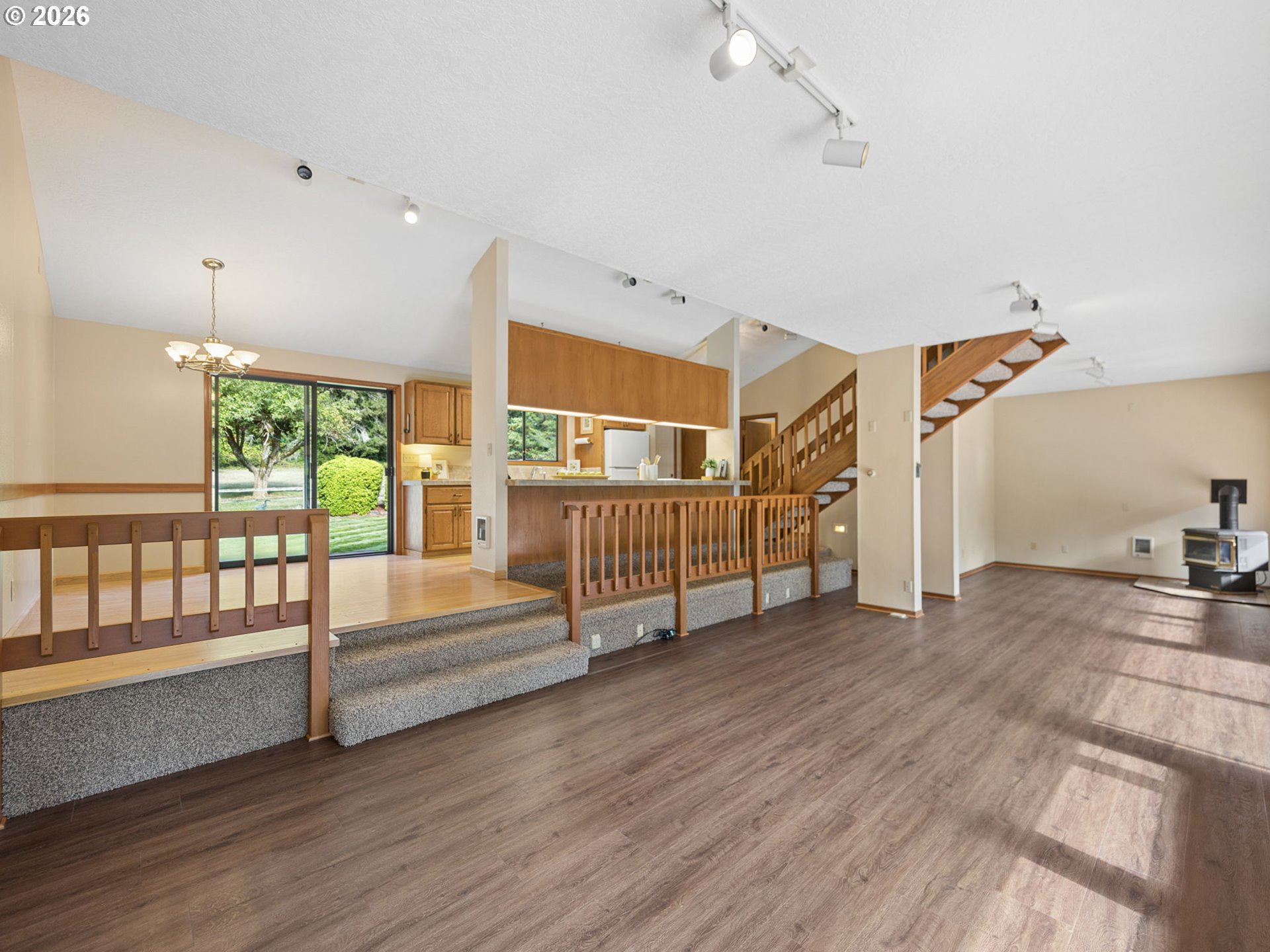 35935 Southeast Bowman Road Estacada, OR 97023 - Photo 7 of 47 Gallery Image 7