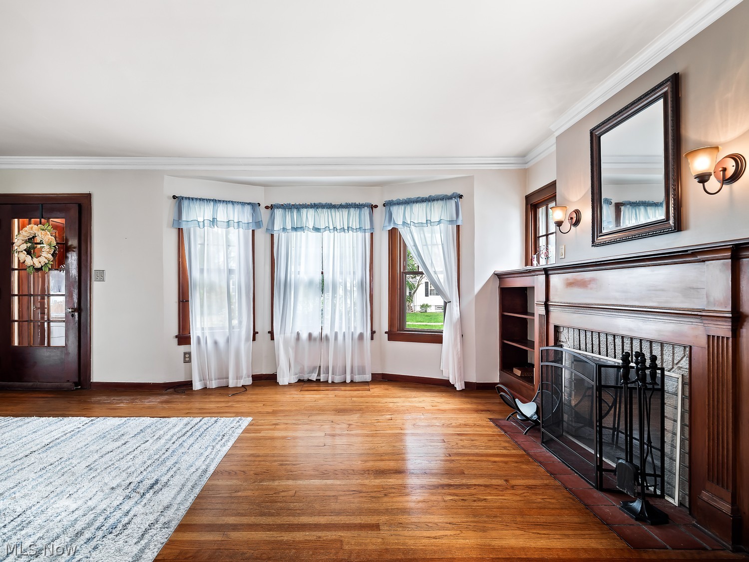 4010 Rosemond Road Cleveland, OH 44121 - Photo 3 of 50 Gallery Image 3