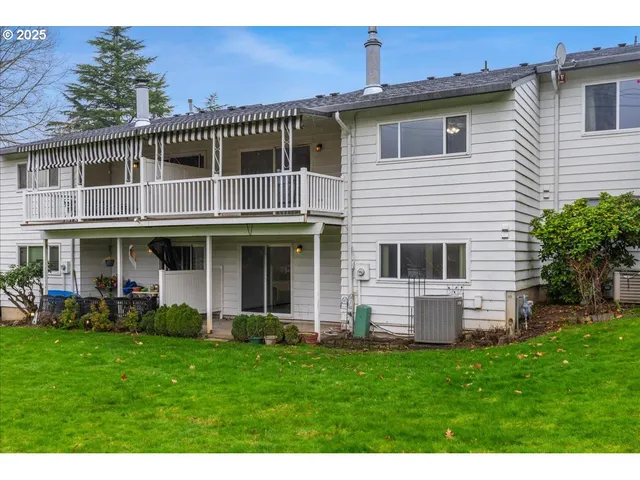 $245,000 | 14812 Northeast Rose Parkway, Portland, OR 97230