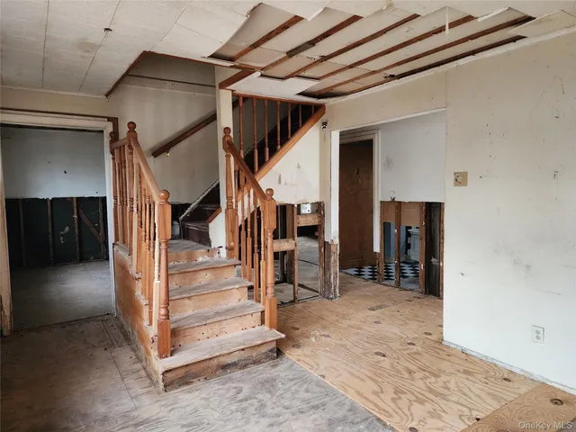 a view of an entryway