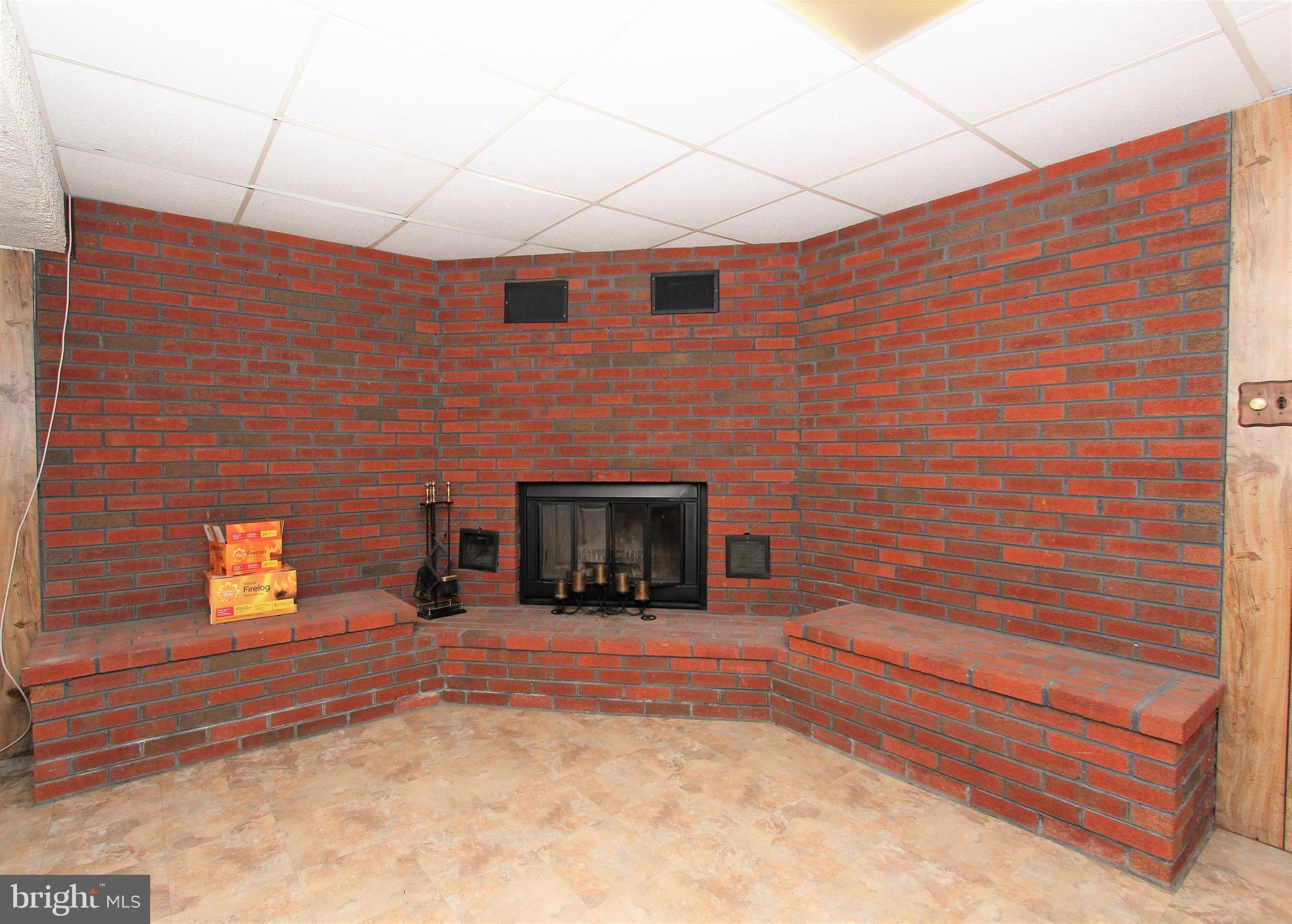 3032 Tarpon Road Riva, MD 21140 - Photo 17 of 25 Family Room