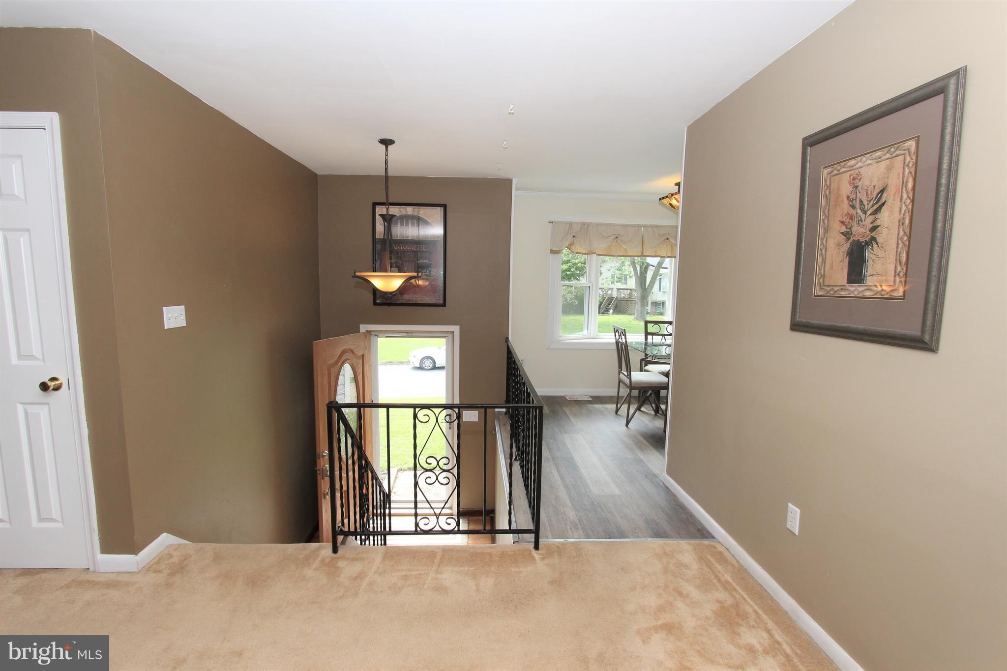 3032 Tarpon Road Riva, MD 21140 - Photo 9 of 25 Living Room