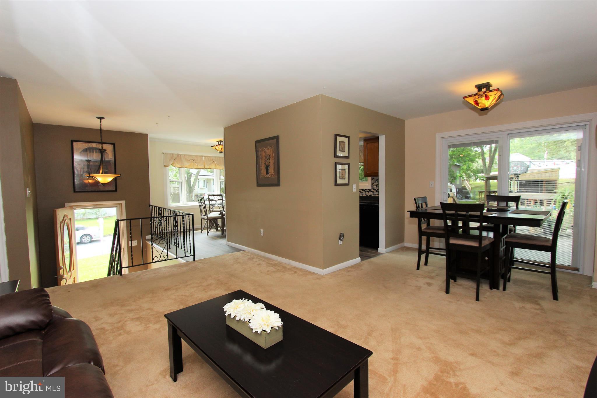 3032 Tarpon Road Riva, MD 21140 - Photo 10 of 25 Living Room