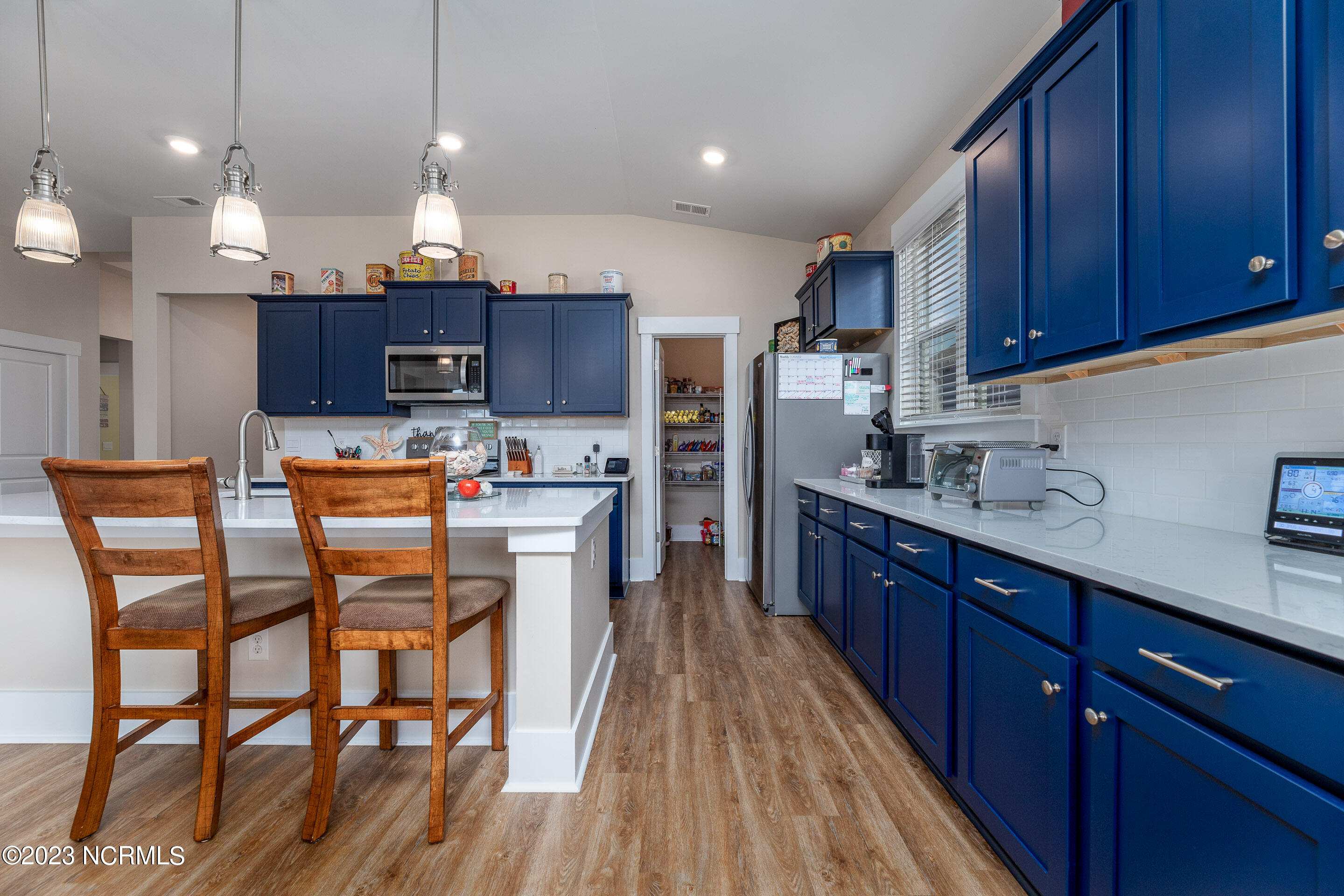 416 Edgewater Way Surf City, NC 28445 - Photo 9 of 35 Kitchen