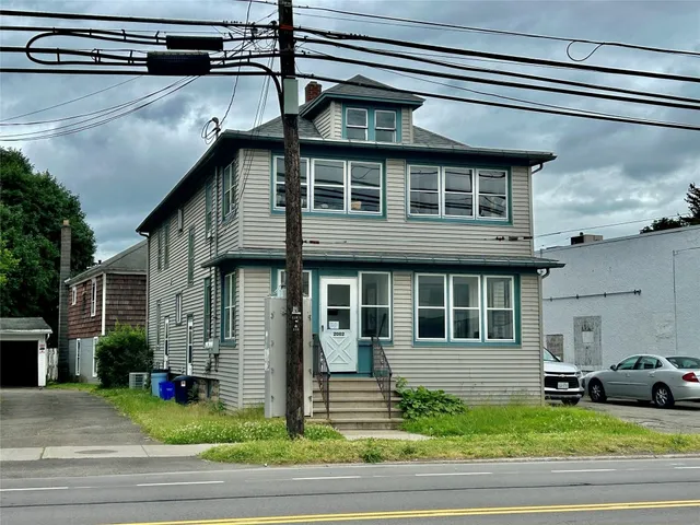 $179,900 | 2002 East Main Street, Endicott, NY 13760