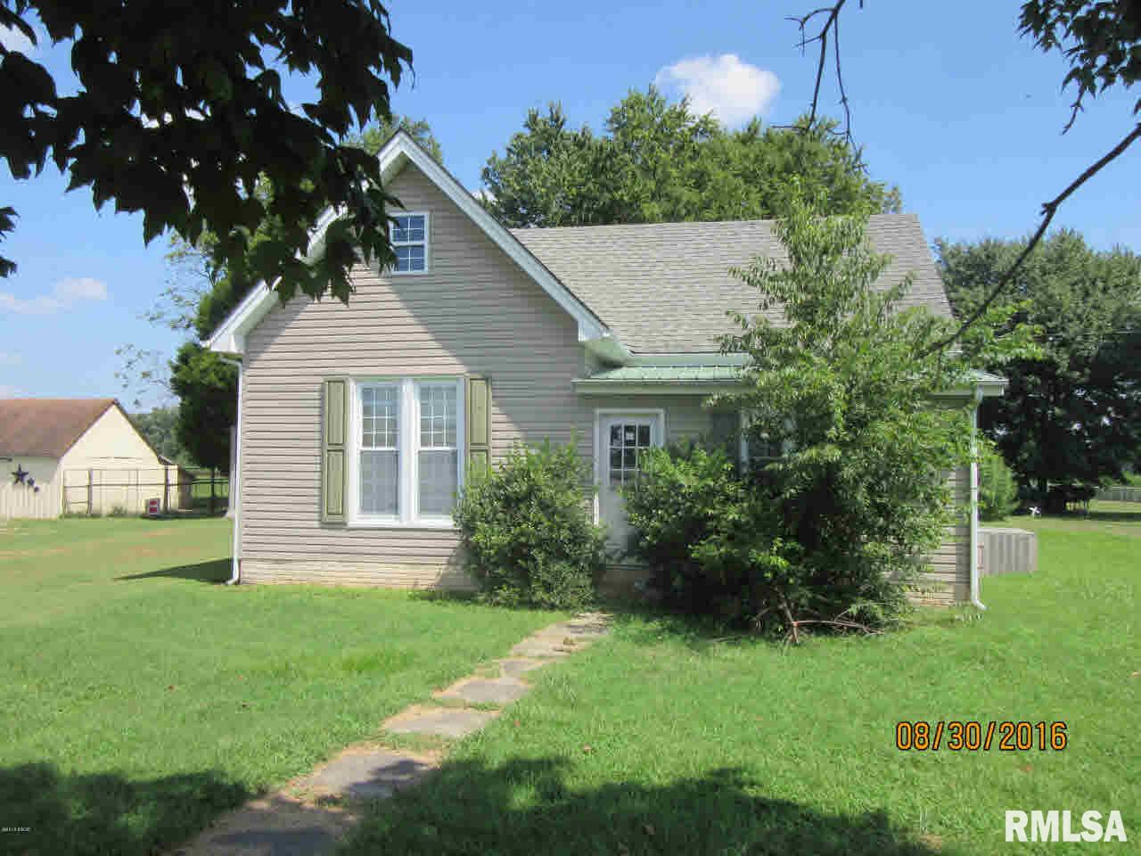 3008 Old Marion Road Metropolis, IL 62960 - Photo 1 of 17