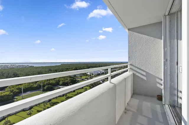 $10,000 | 9600 South Ocean Drive, Unit 1508, Jensen Beach, FL 34957