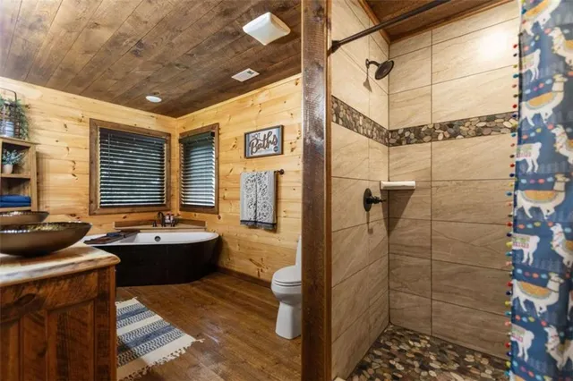 $1,499,000 | 9 Quail Hollow Lane, Ellijay, GA 30540